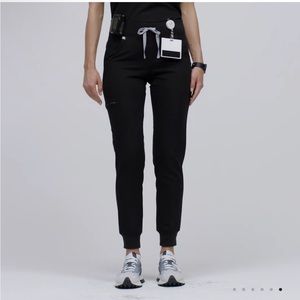FIGS Zamora jogger scrub pant